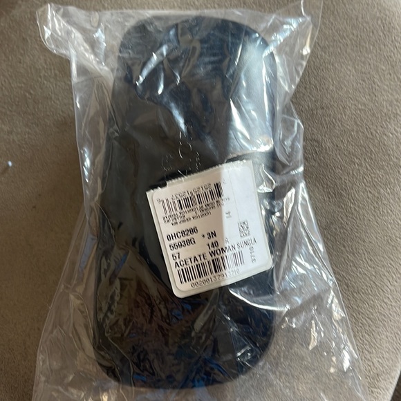 Coach - Picture 2 of 2